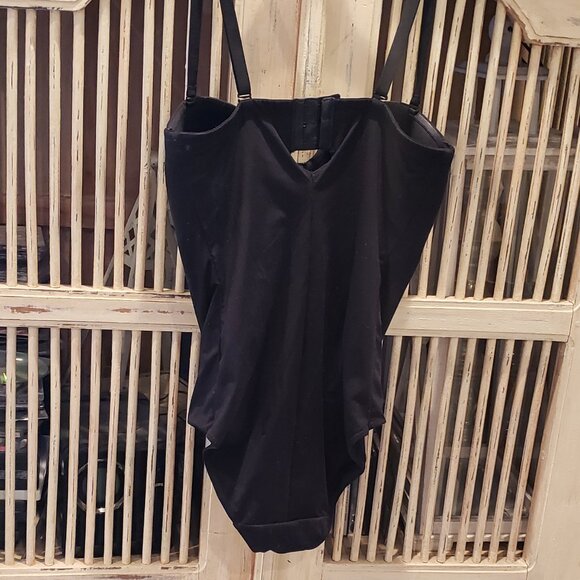 Wacoal Red Carpet Strapless Shaping Body Briefer in Black - Picture 3 of 13